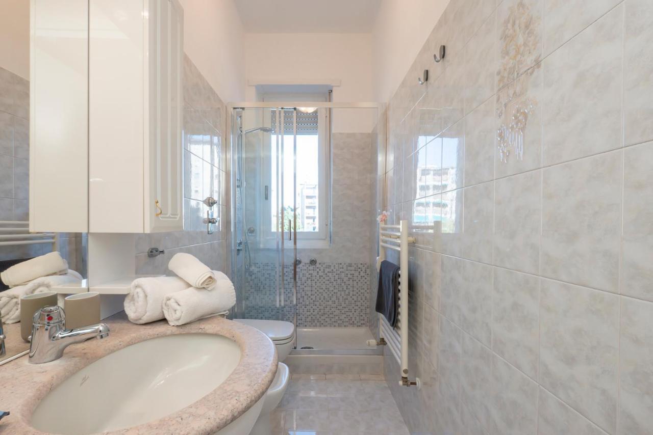 I Host Apartment - Fiuggi 59 Милан Экстерьер фото